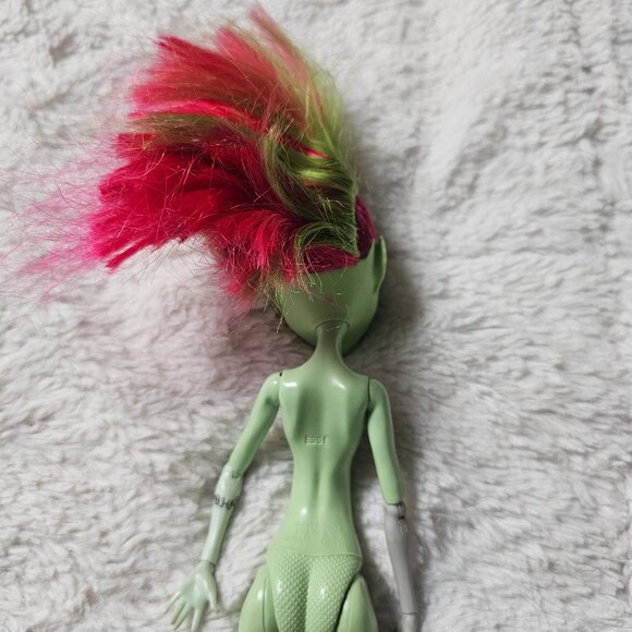2012 Mattel Monster High Venus McFlytrap Between Classes Doll Missing Parts - Picture 4 of 12